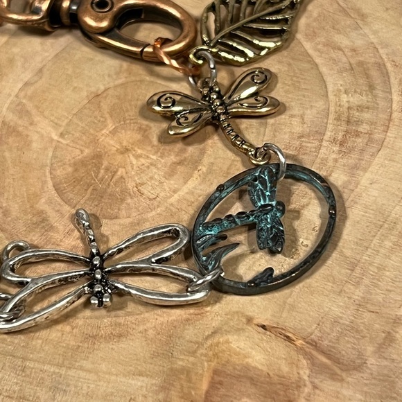 Dragonfly Bracelet - Picture 4 of 7